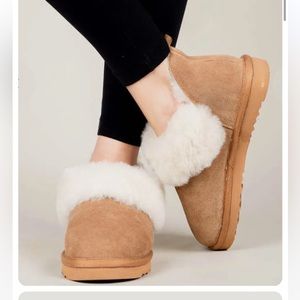Patricia Green Carlota Genuine Shearling bootie- indoor or outdoor size 9